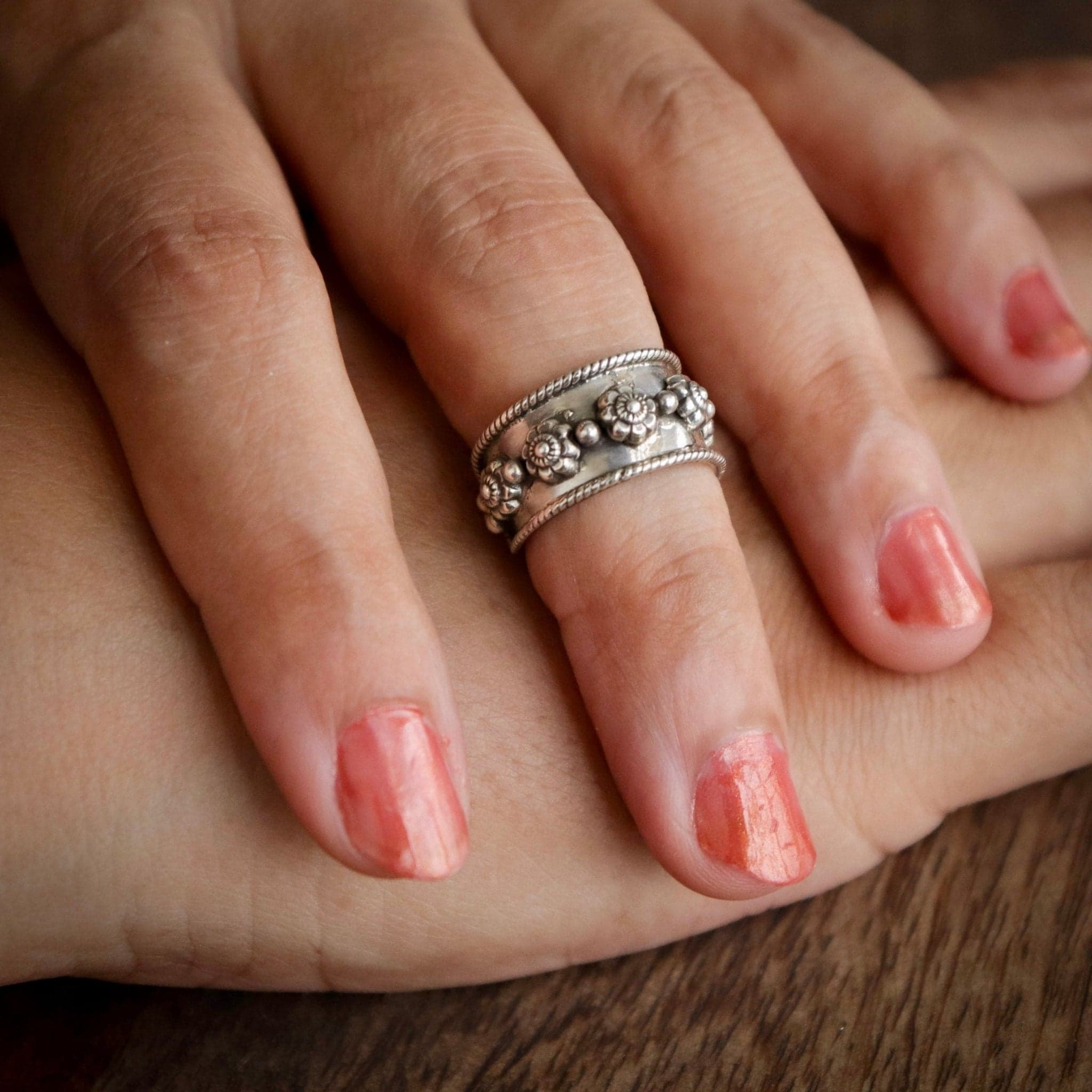 Flower Band Ring