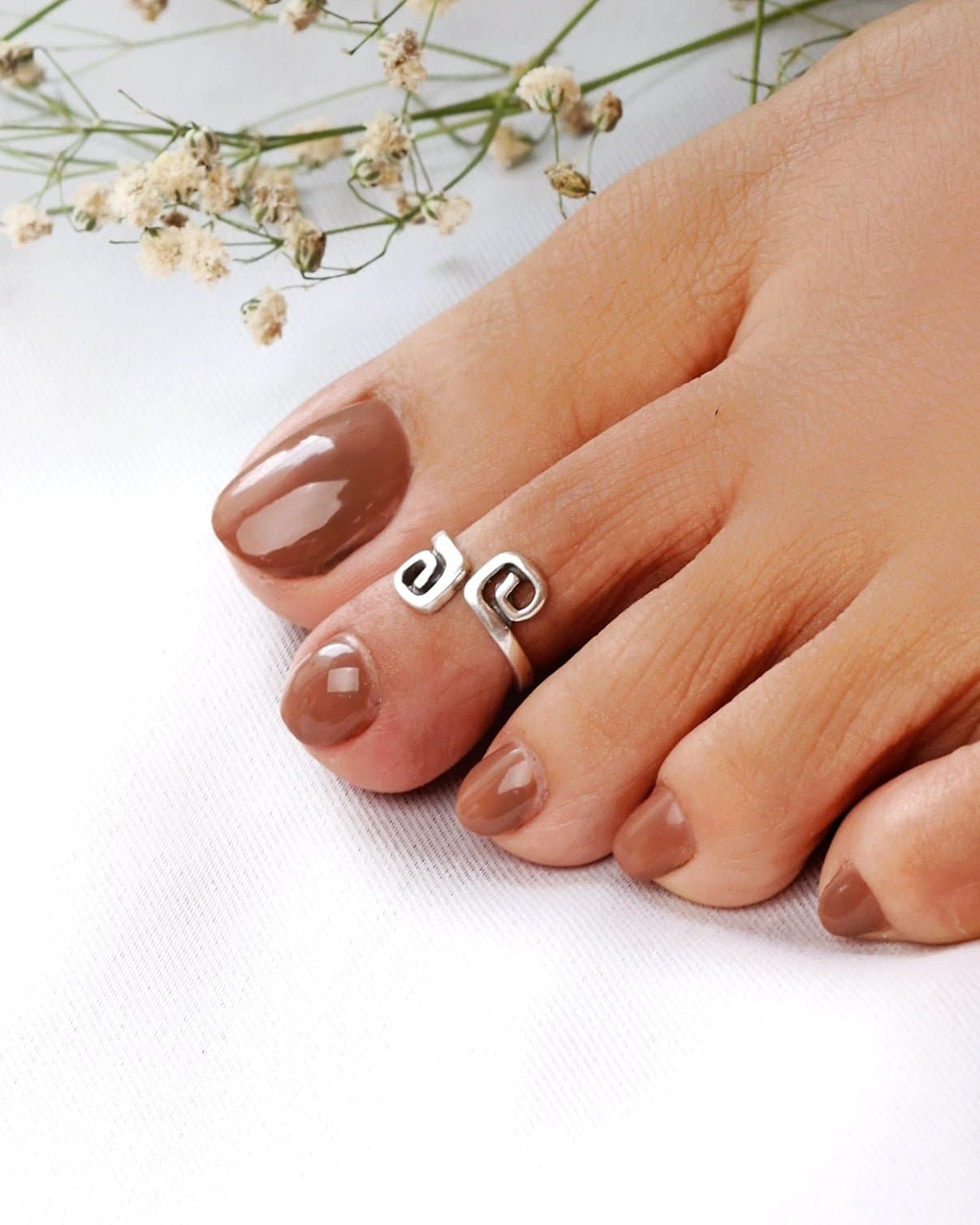 Mystic Swirl Toe Ring (Pair)