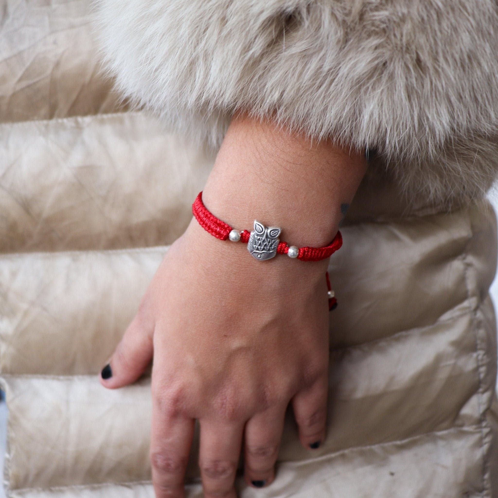 Owl Nazarbattu Bracelet( Black/Red)