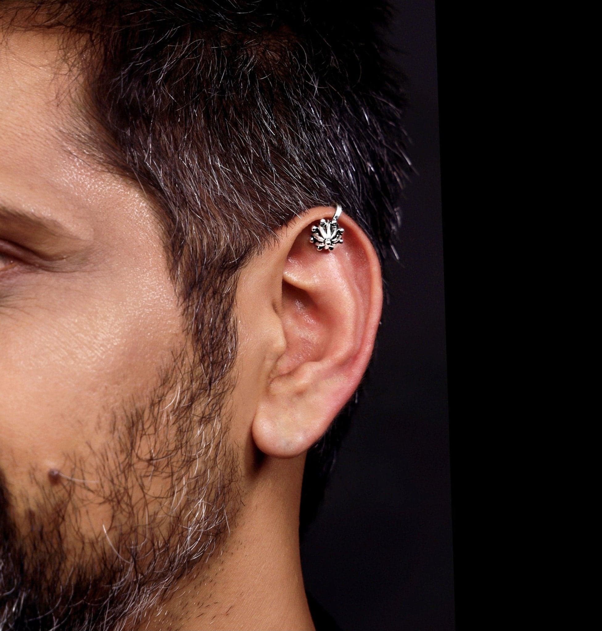 Unisex Gumbad Ear Clip