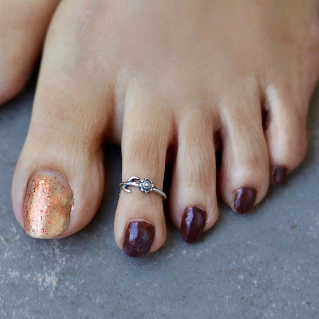 Wild Flower Toe-Rings (Pair)