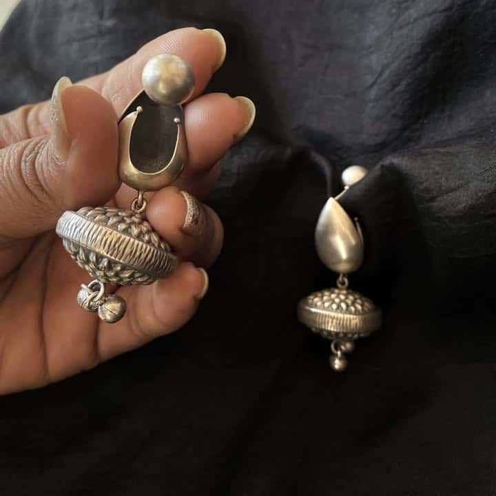 Badam Reversable Jhumka