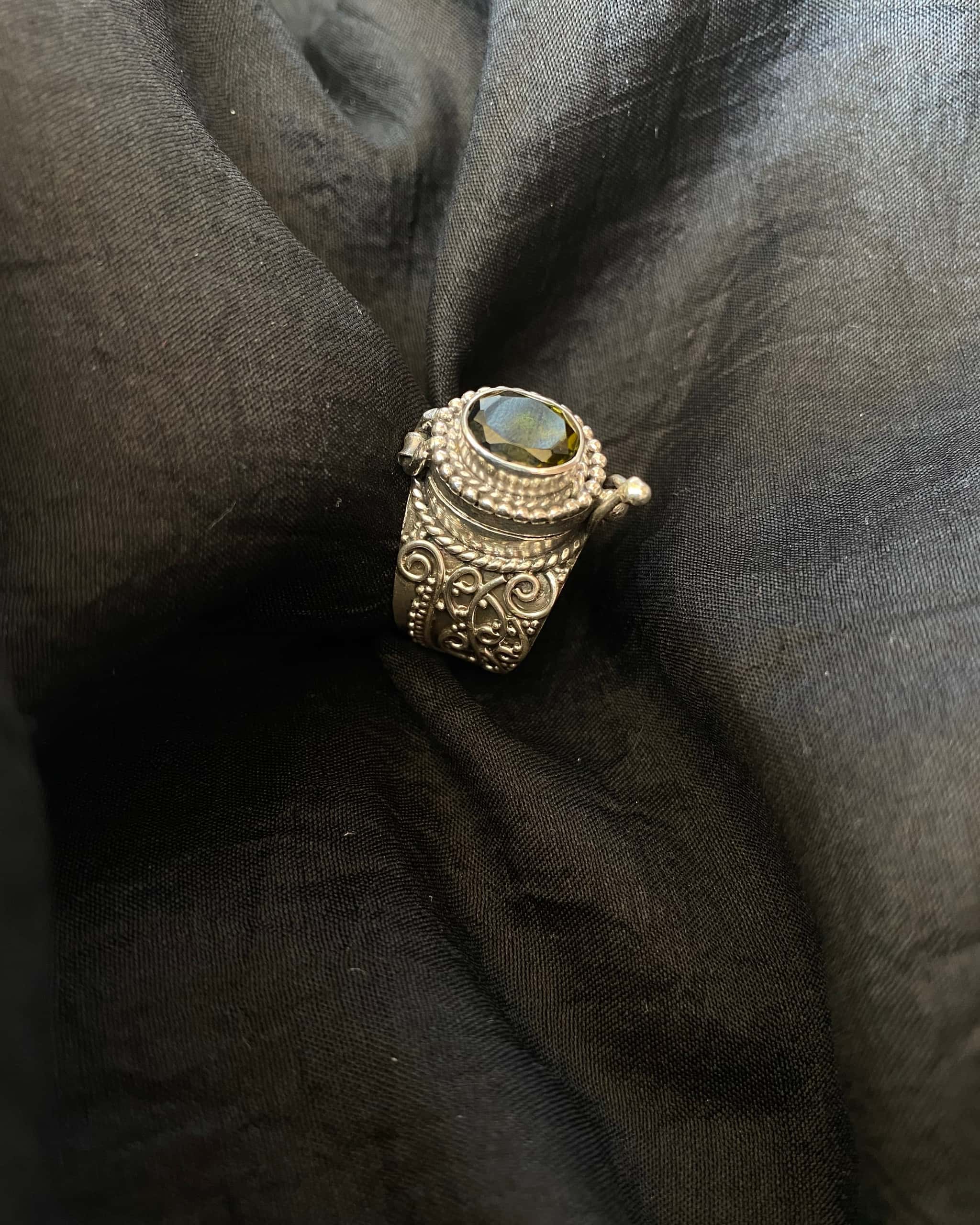 Unisex Blue Box Perfume/ Poison Ring