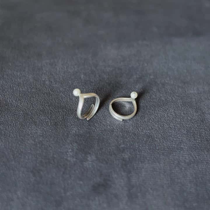 Crown Pearl Toe-Rings (Pair)