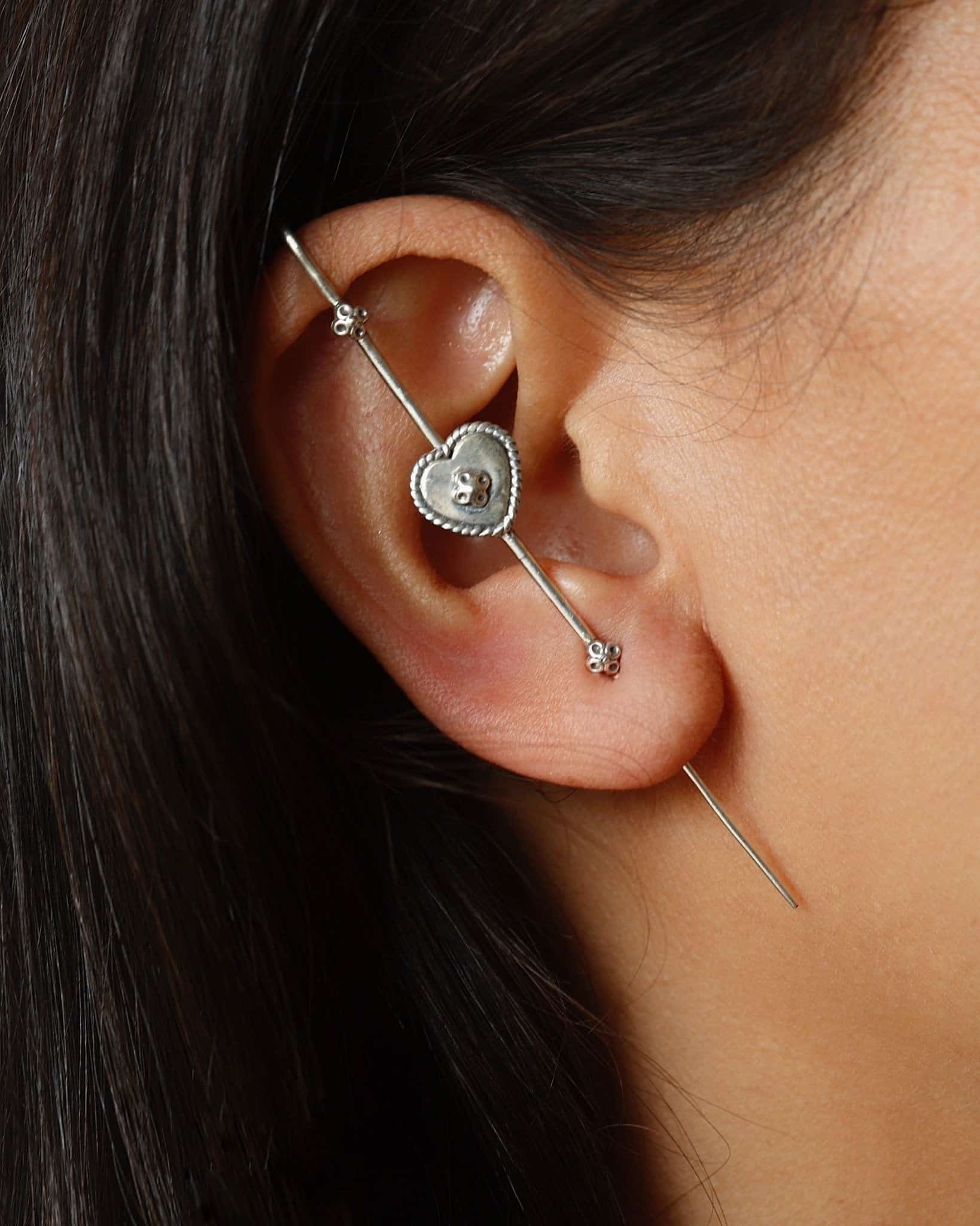 Dilbar Heart Ear Cuff