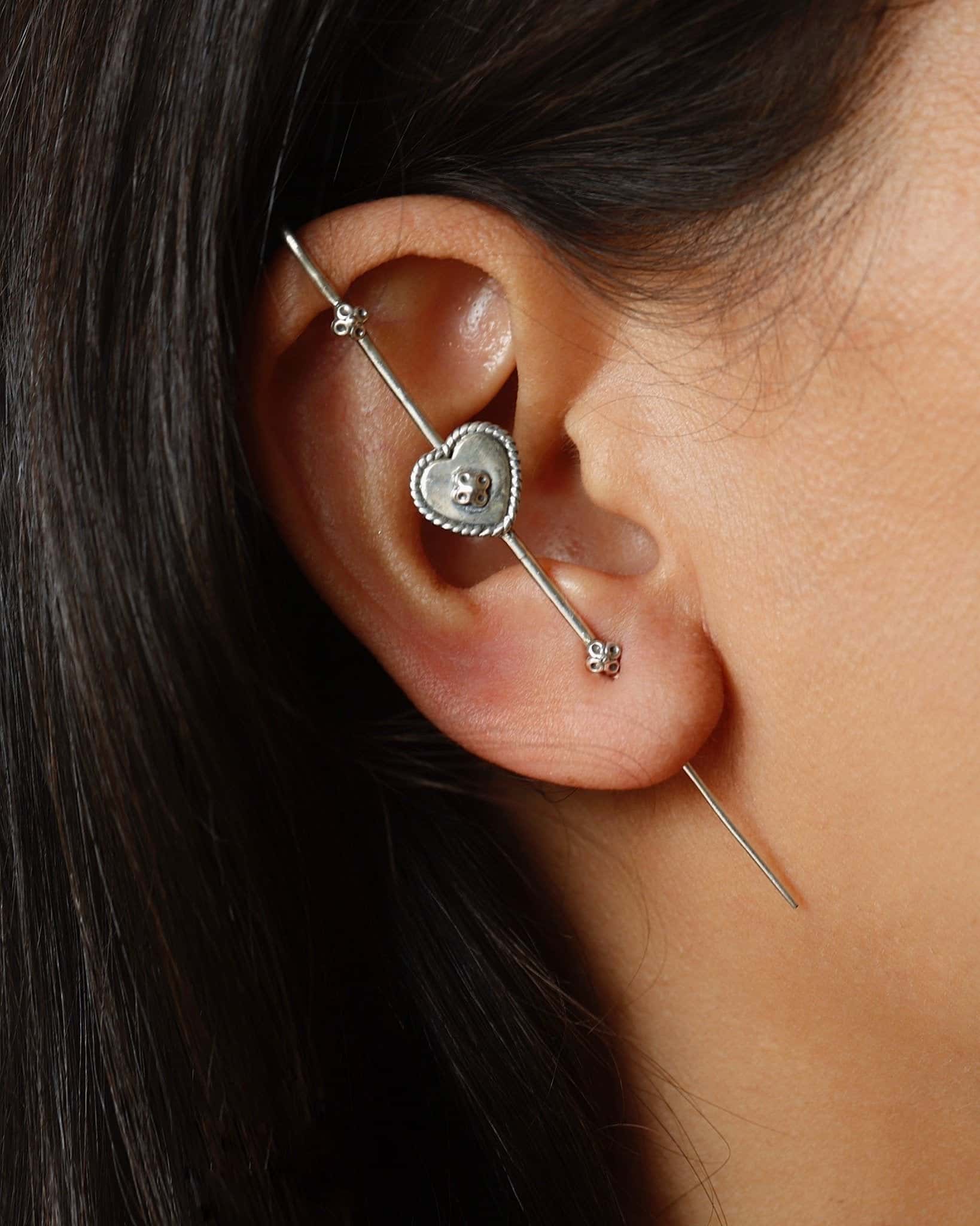 Dilbar Heart Ear Cuff