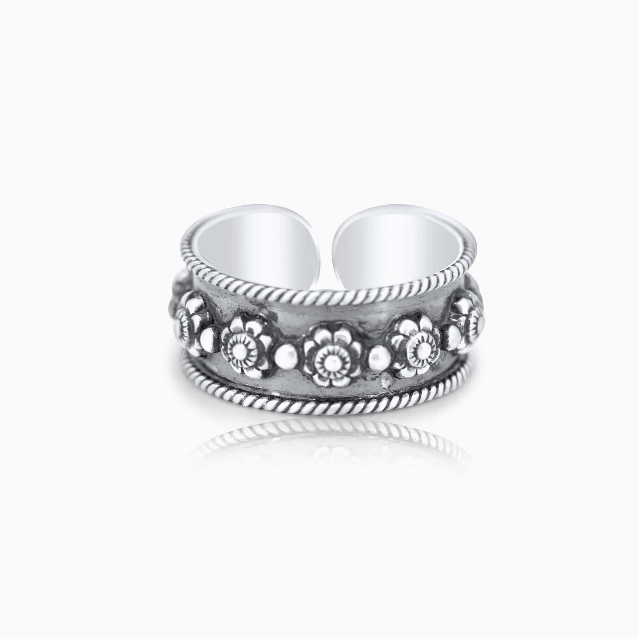 Flower Band Ring