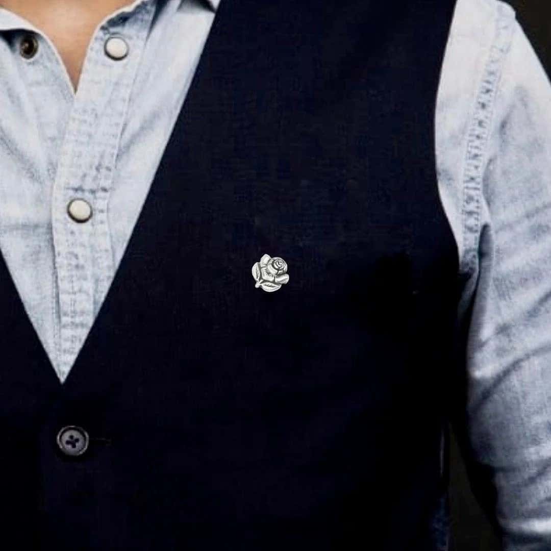 Gulab Unisex Brooch