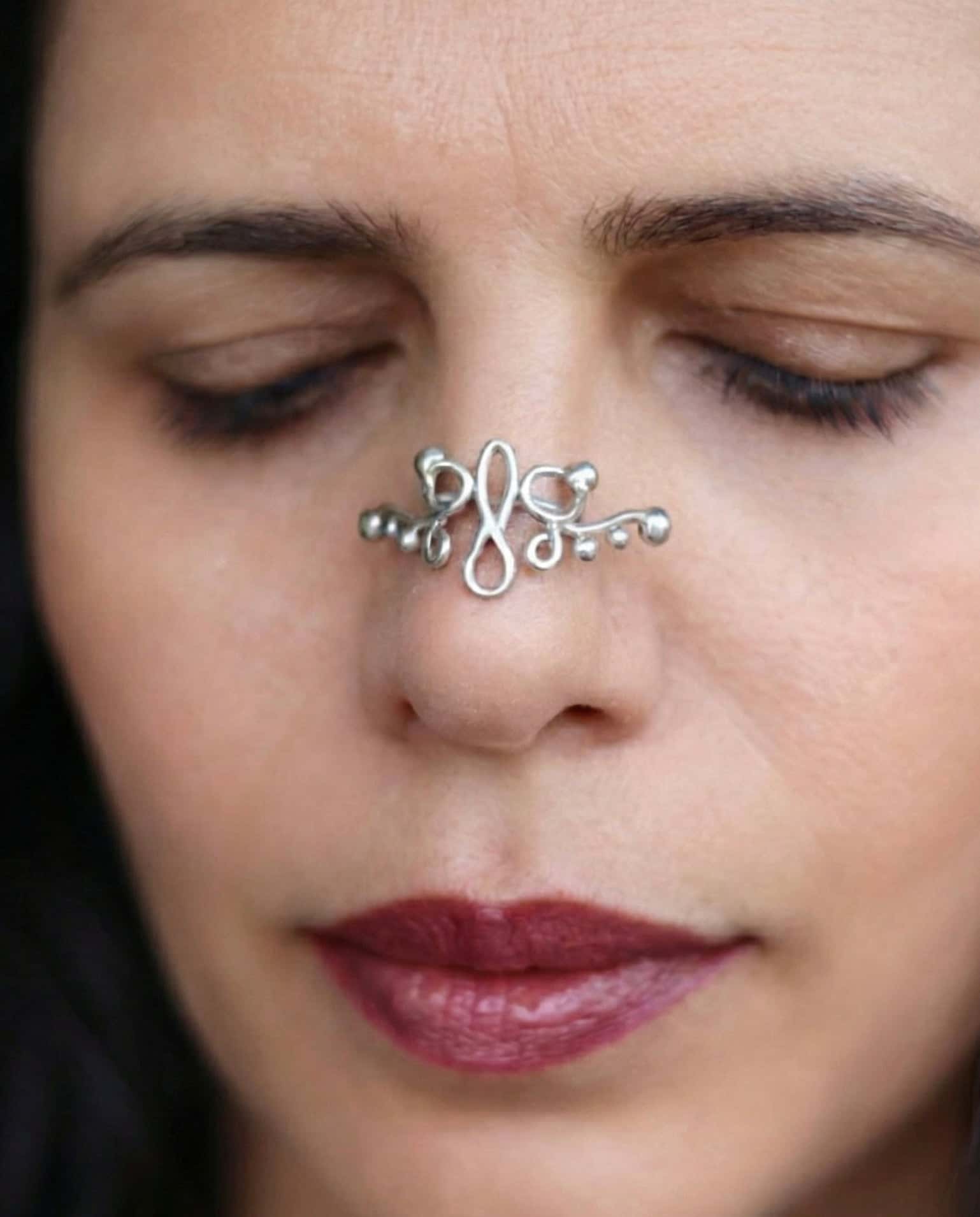 Lata Loop Nose Clip