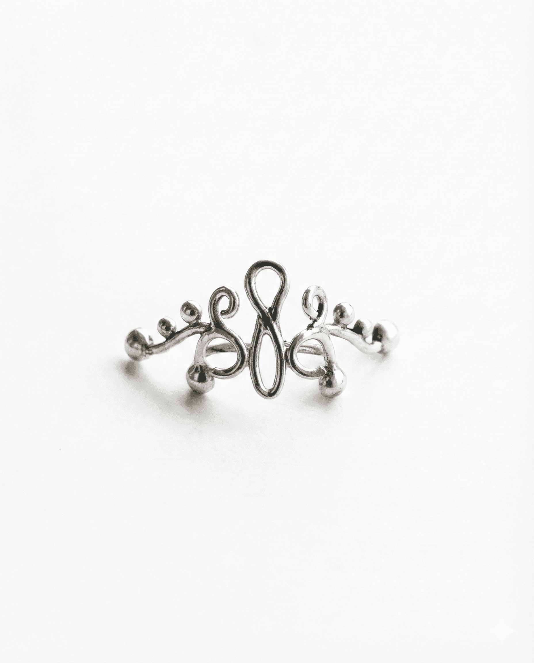 Lata Loop Nose Clip