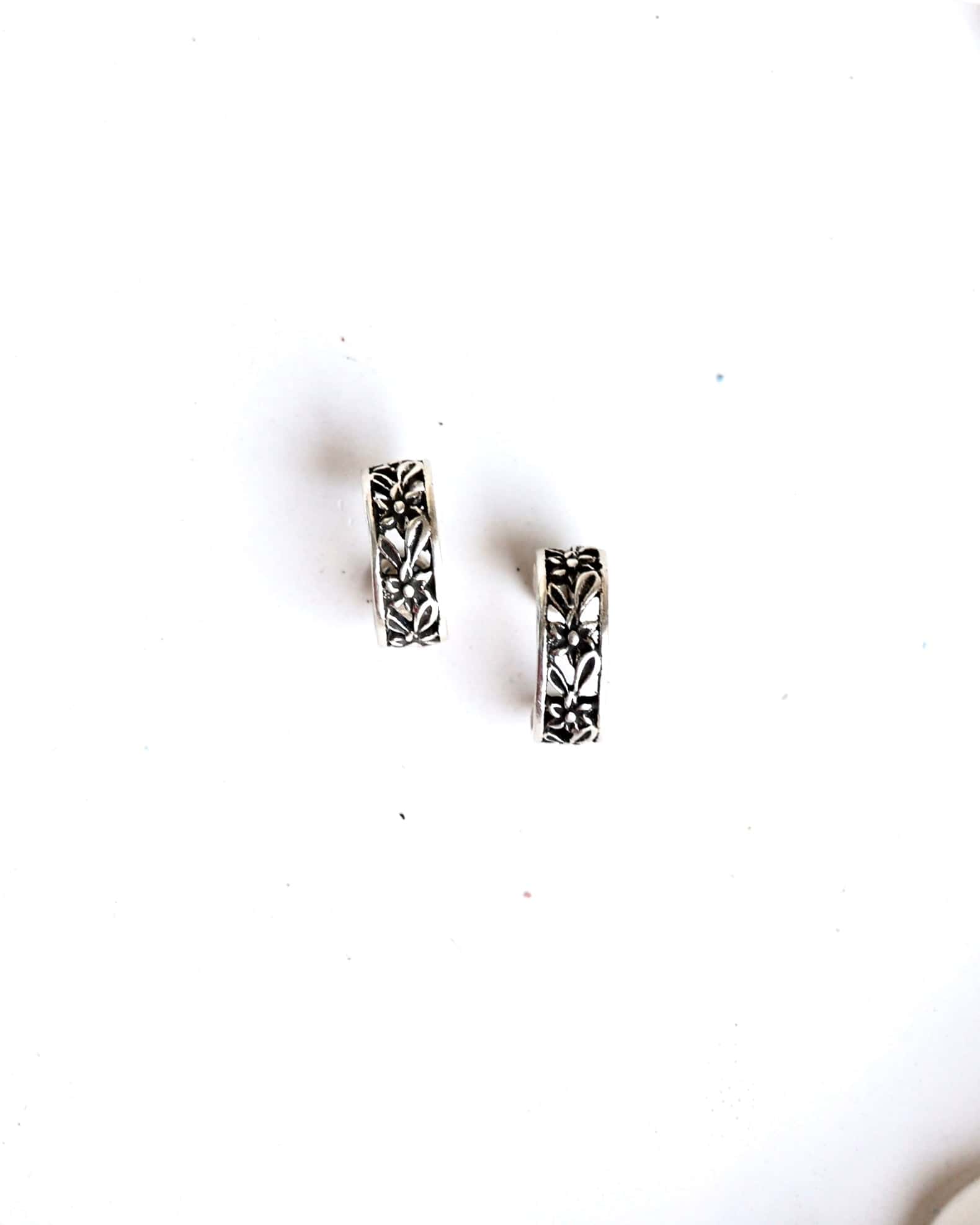 Ornate Floral Ear-Clip