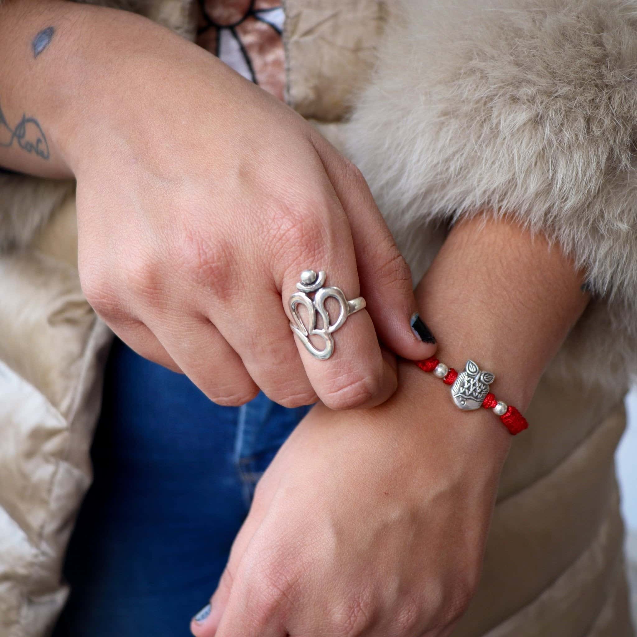 Owl Nazarbattu Bracelet( Black/Red)