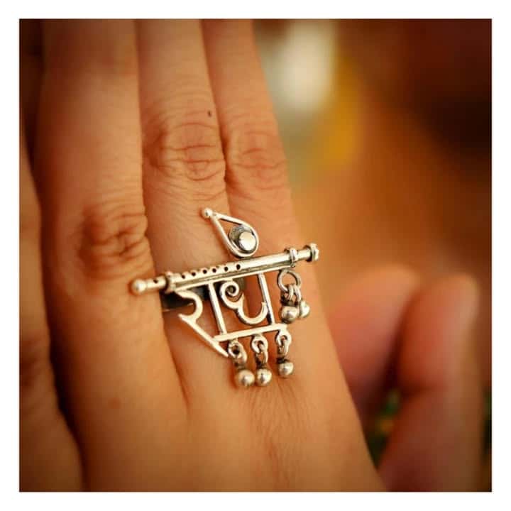 Radhe Rakhi Cum Brooch