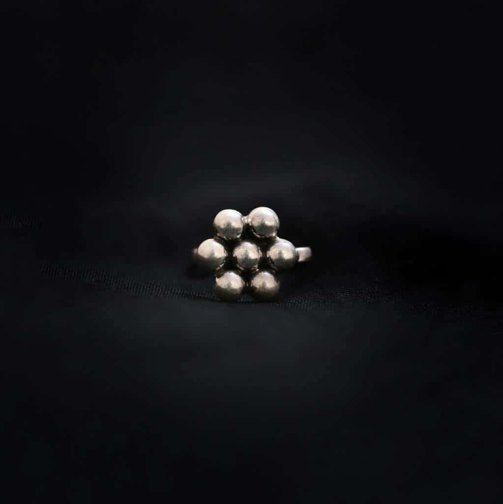 Simple Floral Nose Pin (wire or Clip-on)