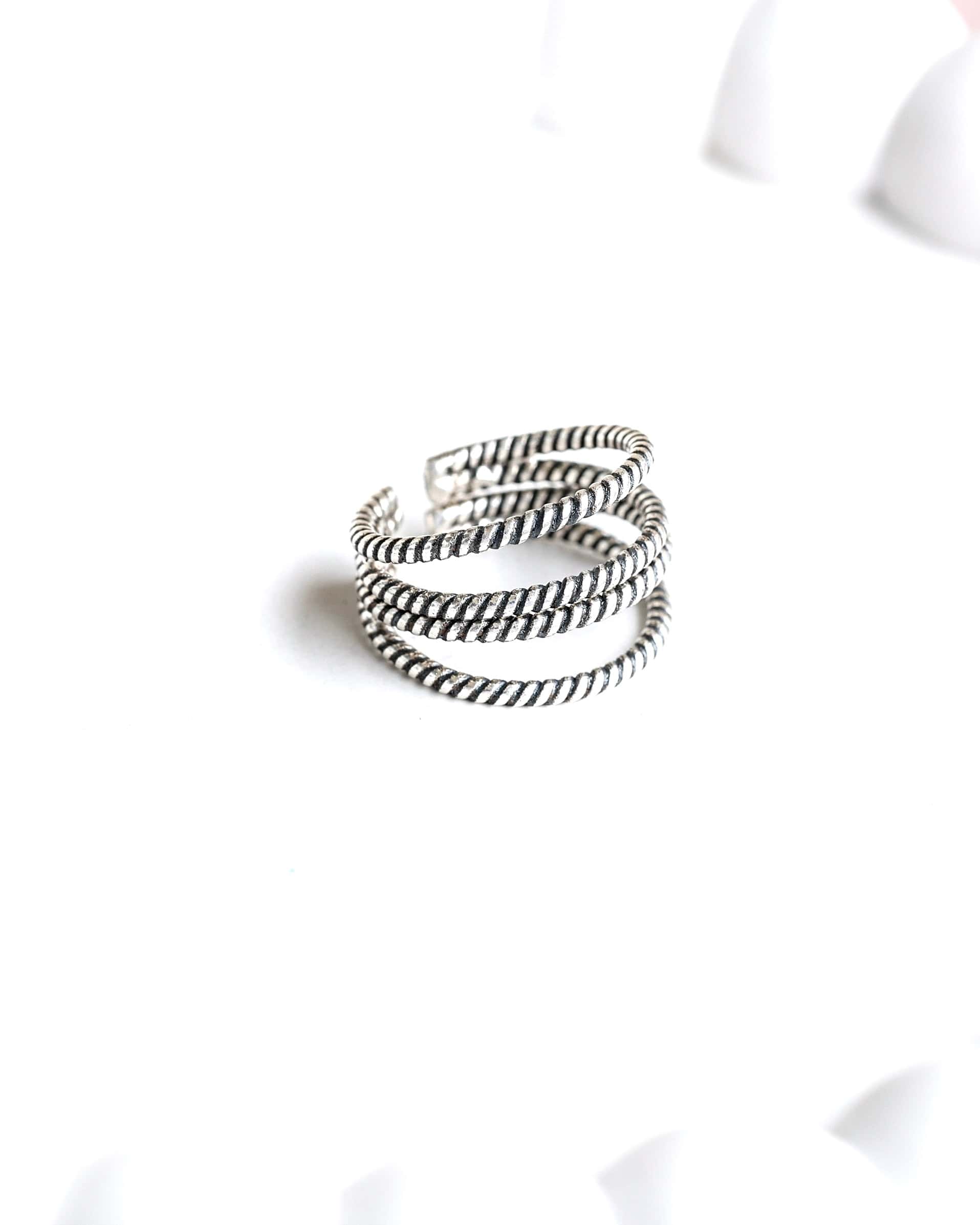 Twist of Fate Pinki Finger Ring